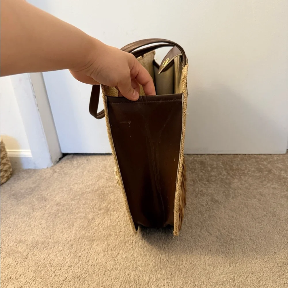 Elegant Large Floral Woven Tote Bag - Picture 8 of 12